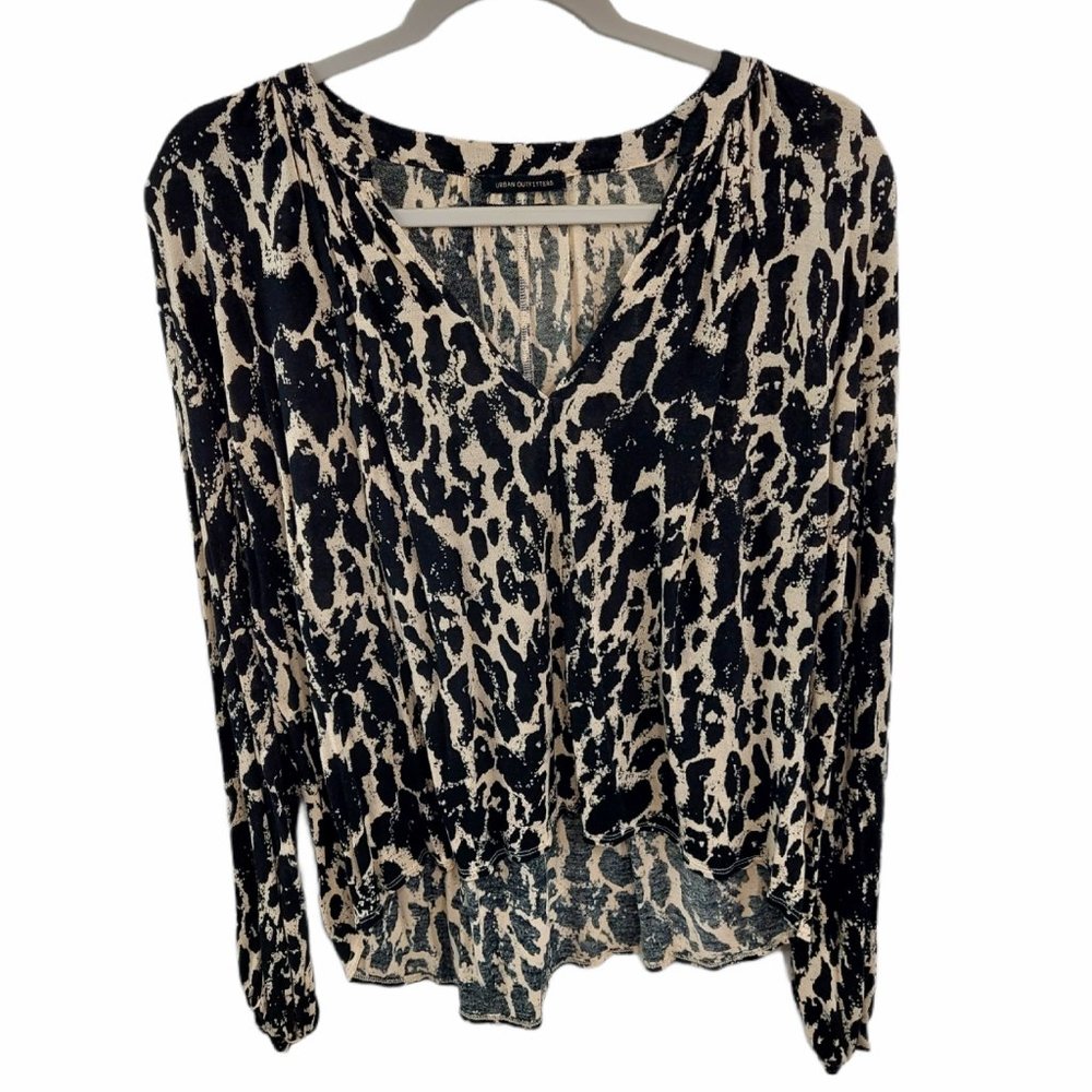 Urban Outfitters V Neck Long Sleeve Animal Print